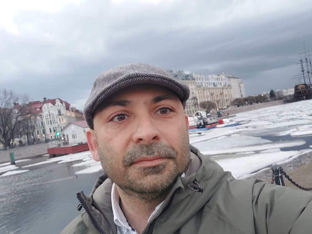  26066512  Erol, 45 ,    
