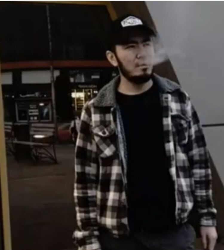 ,   Ali, 29 ,   c 
