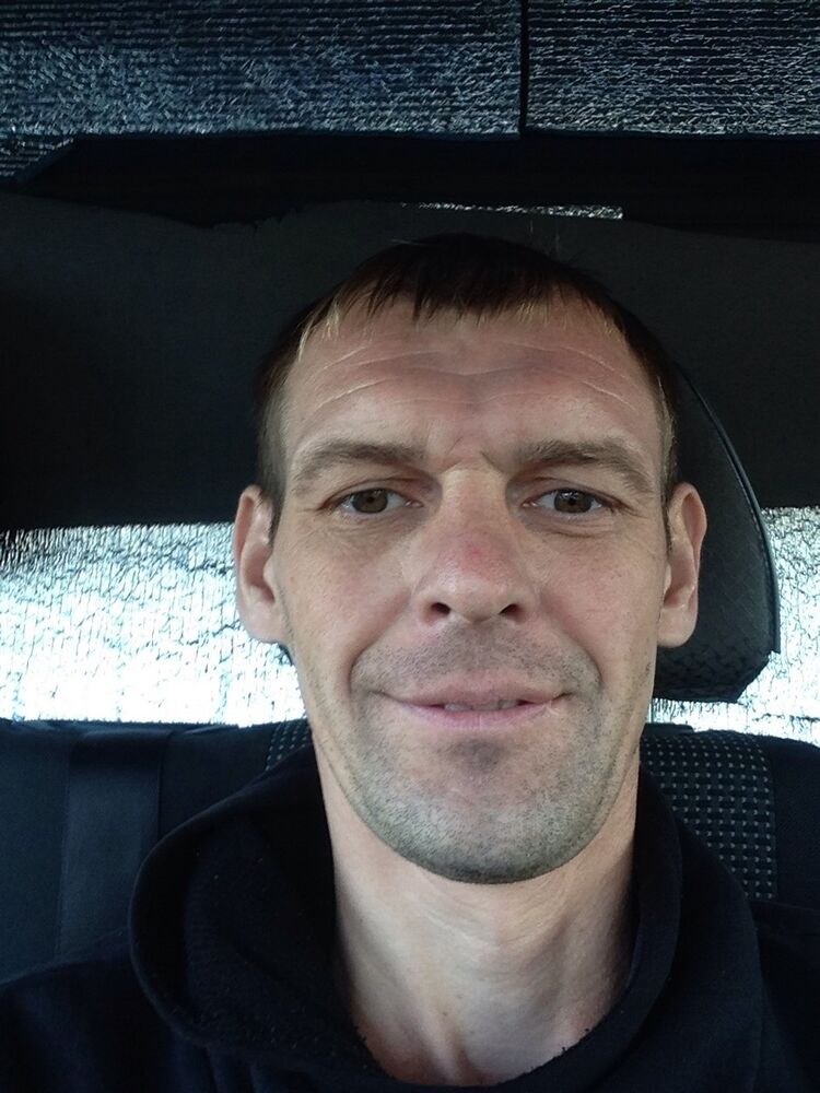  10390082  Alex, 43 ,    