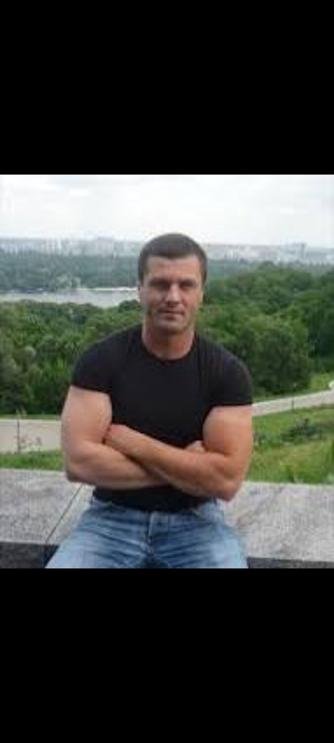  54521942  Ignat, 35 ,    