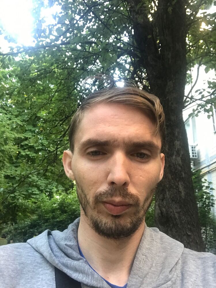  48553392  , 32 ,    