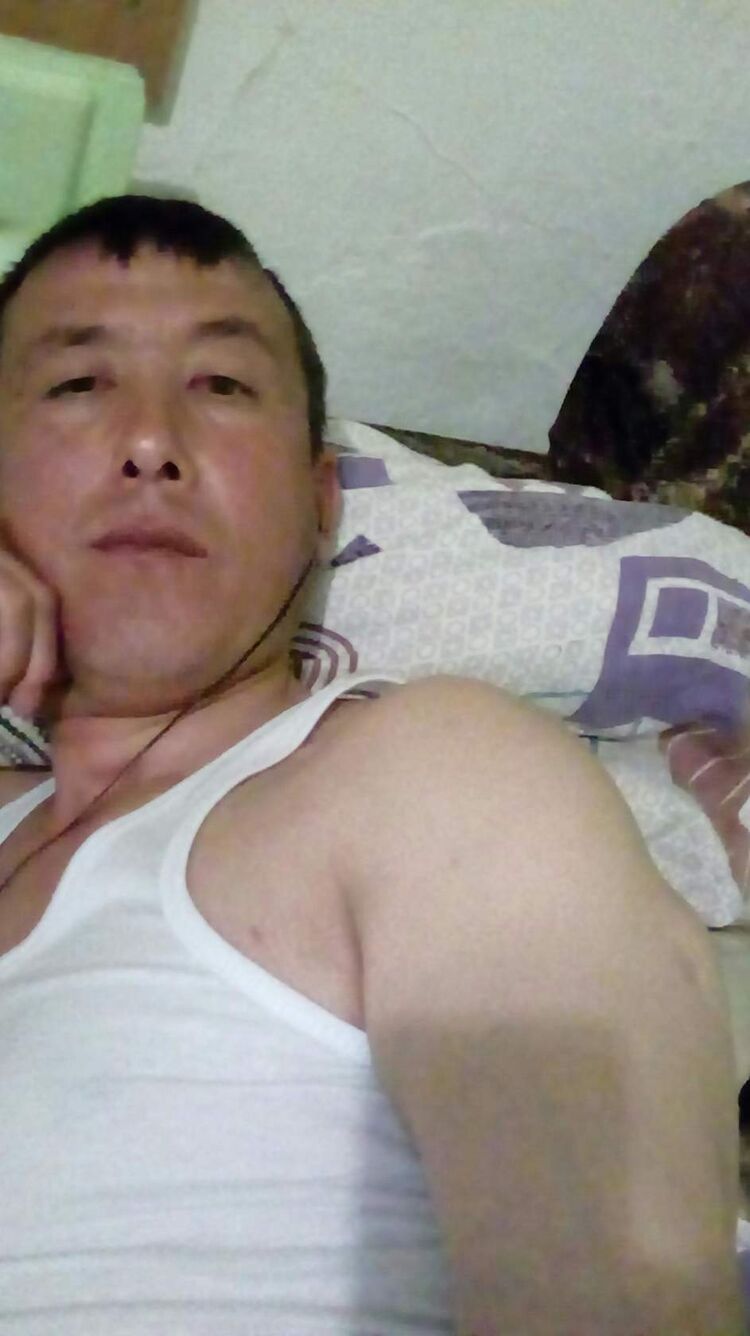  23847202  Ihtiyor, 47 ,    