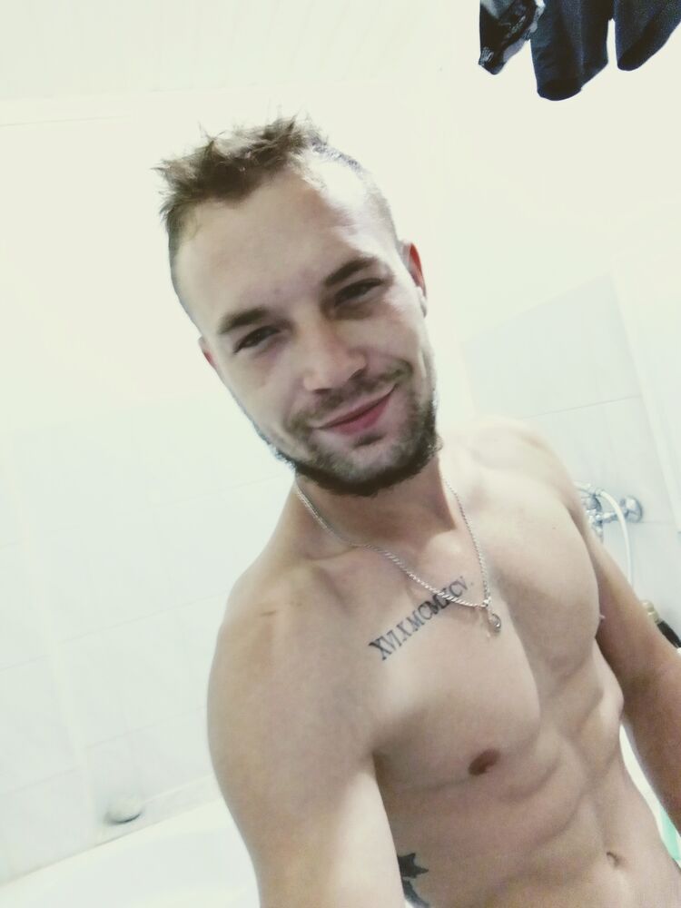  31405872  Vassiliy, 29 ,    