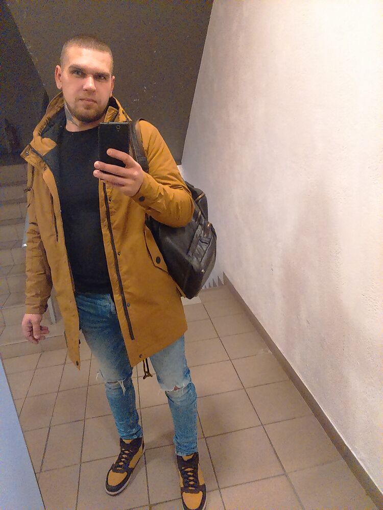  -,   Anton, 33 ,   ,   , 