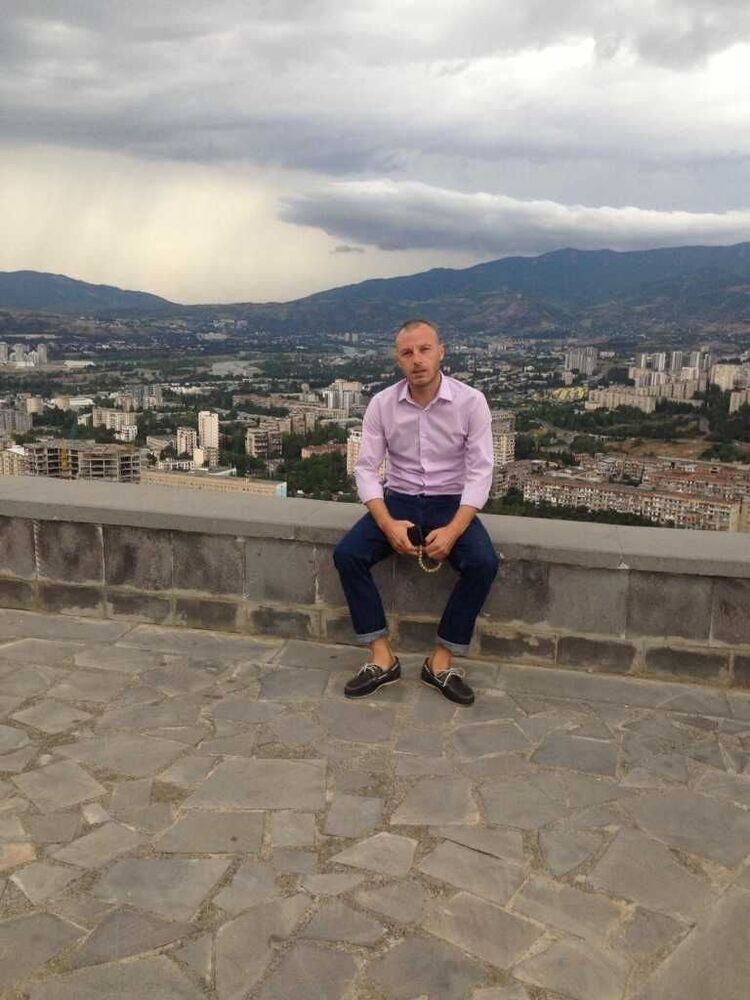  26597852  David, 41 ,    