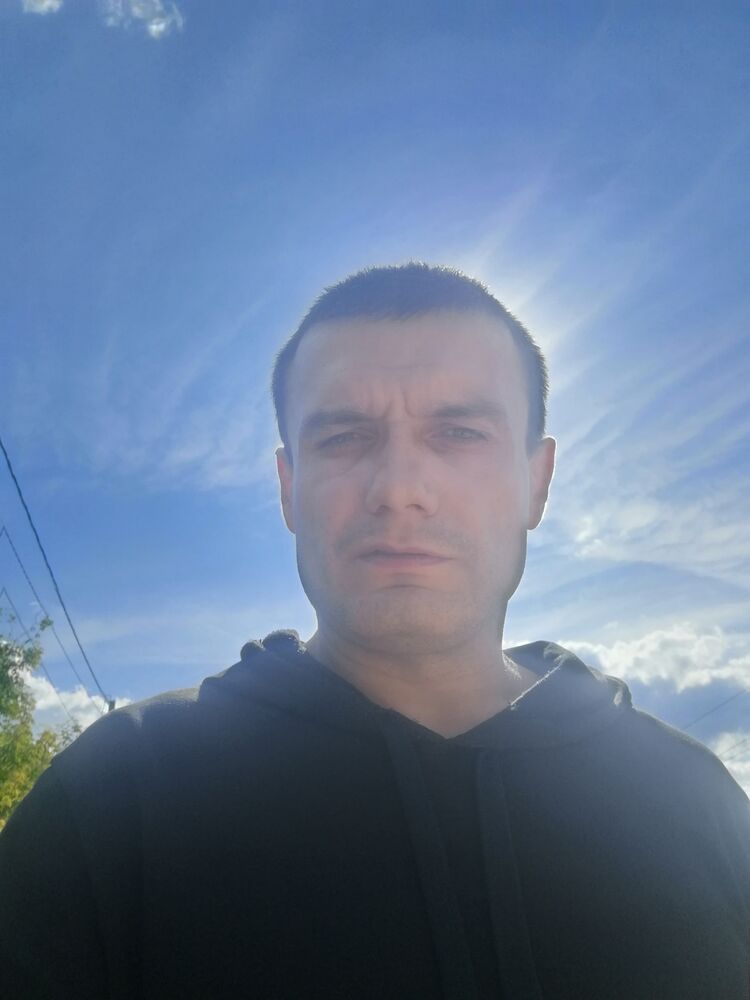  45577702  Sergey, 40 ,    