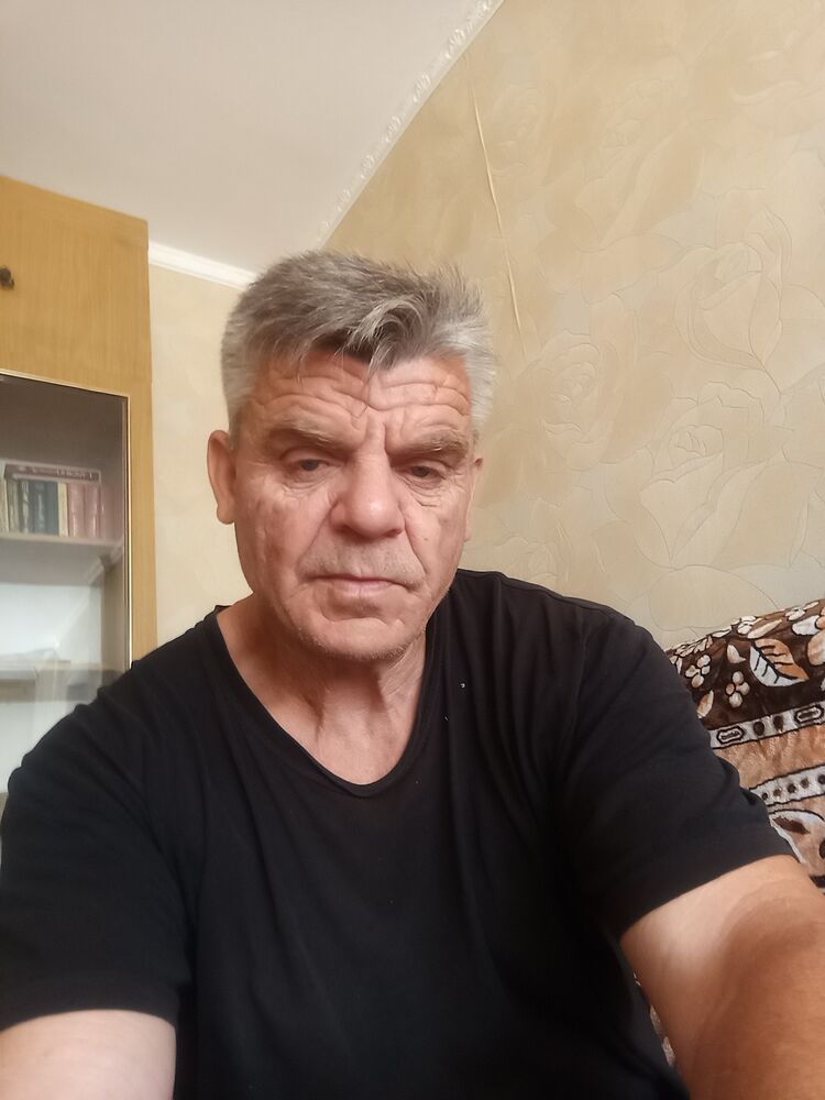  52273622  , 56 ,    