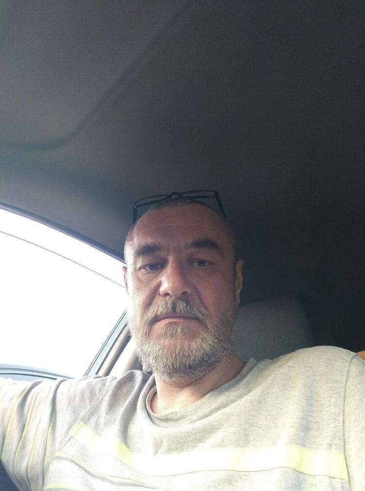  53568172  Alex, 46 ,    