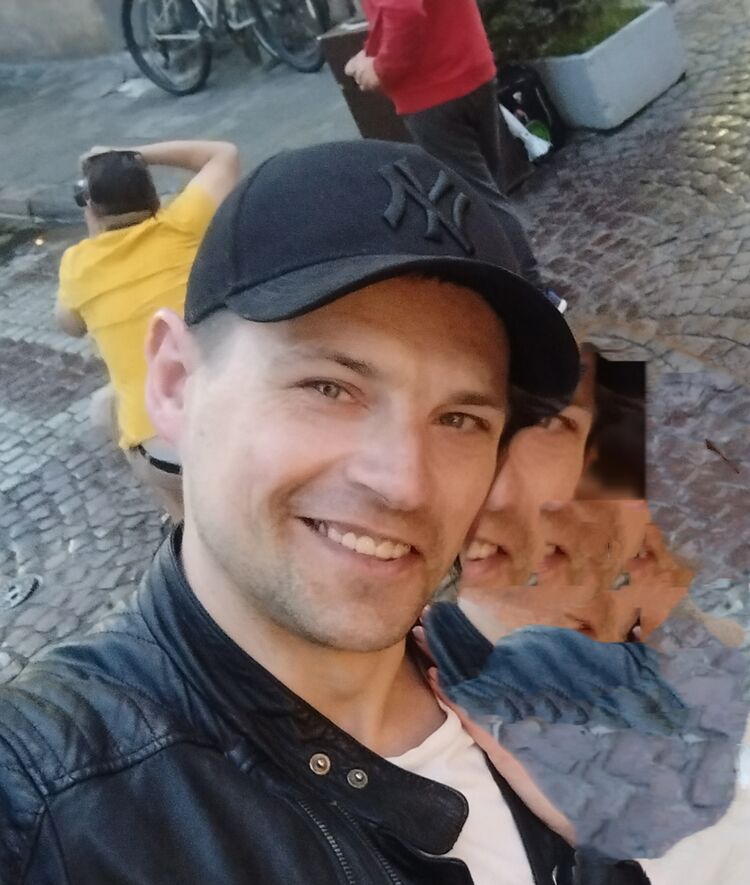  ,   Pavel, 39 ,   ,   