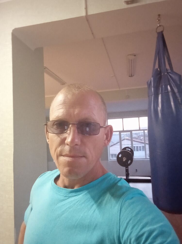  32517912  Vladimr, 50 ,    