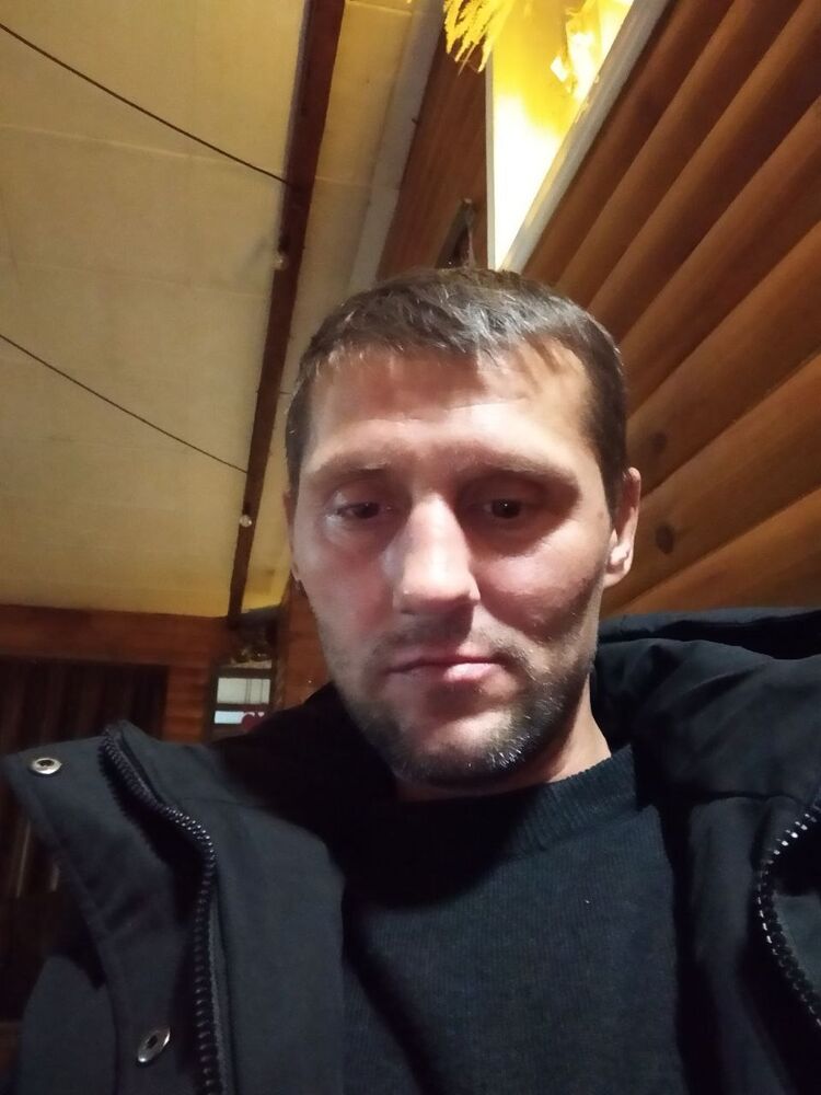  43460372  Bogdan, 41 ,    