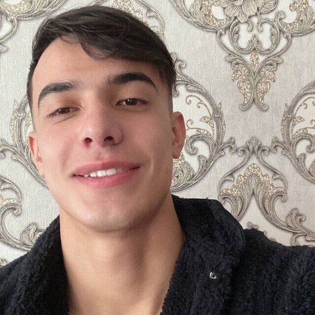  ,   Umirbek, 24 ,     , c 