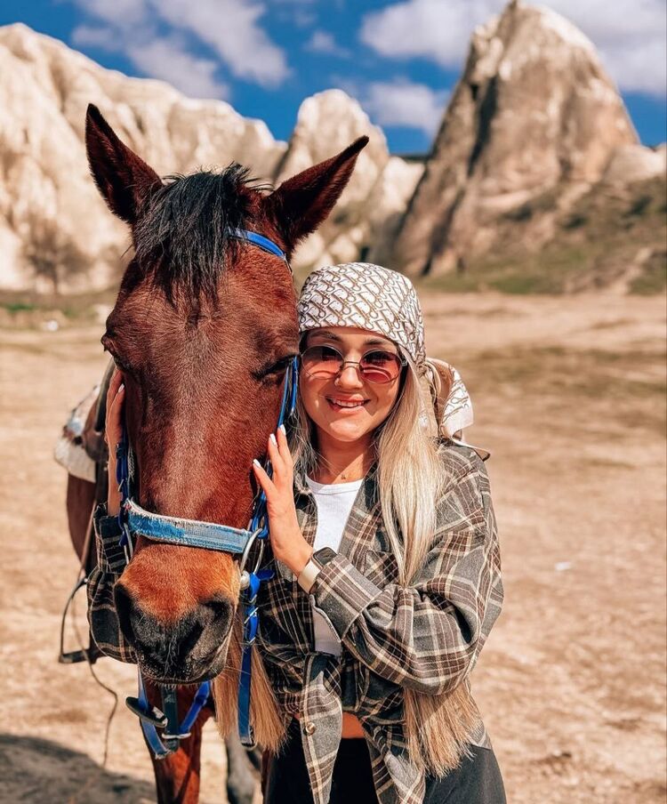 ���� 51419392 ������� Lena, 35 ���, ���� ���������� � ������