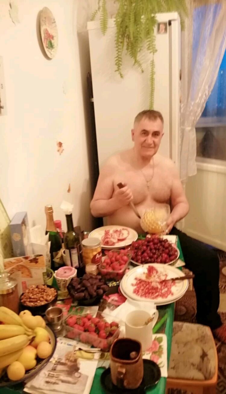  35654452  , 67 ,    