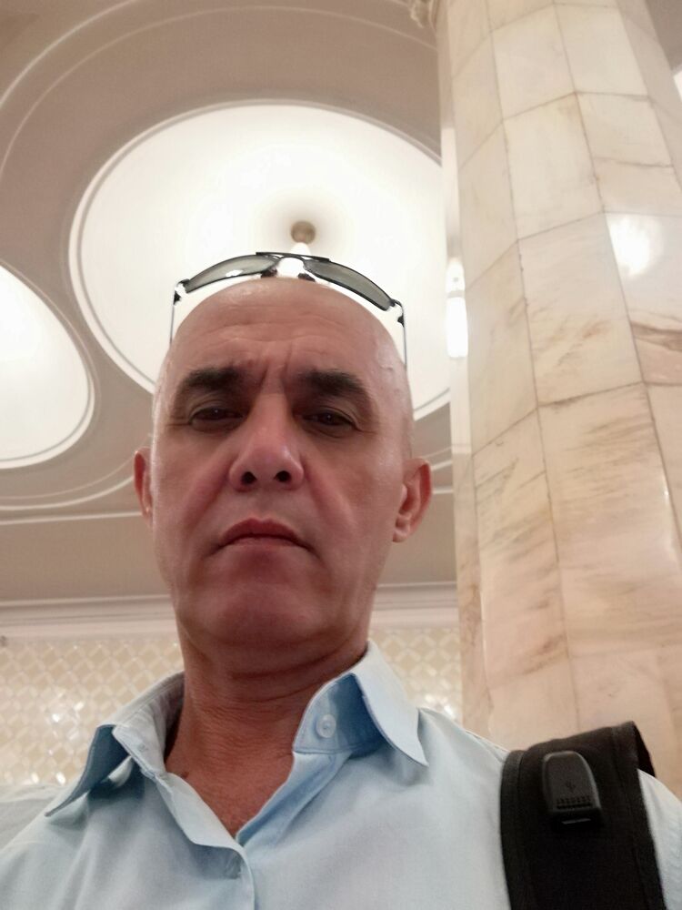  23353692  Ali, 57 ,    