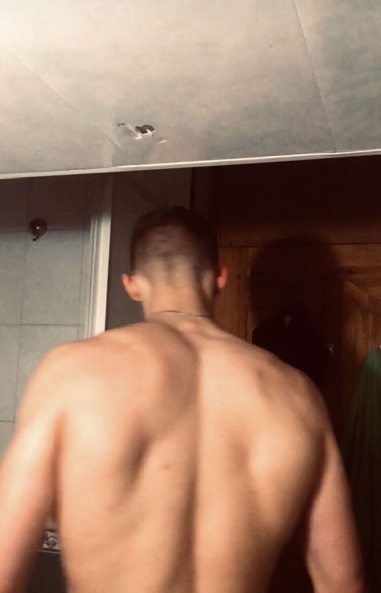  32247802  , 24 ,    