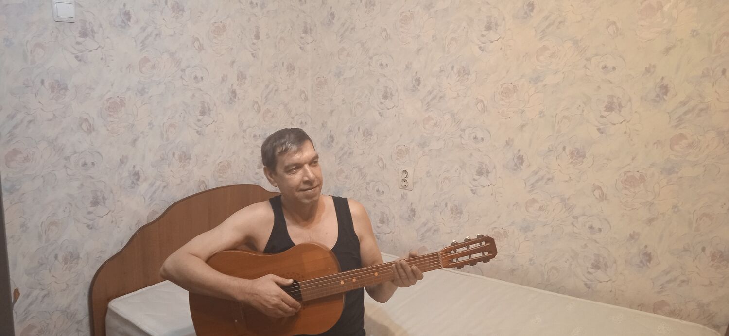 39496082  , 42 ,    