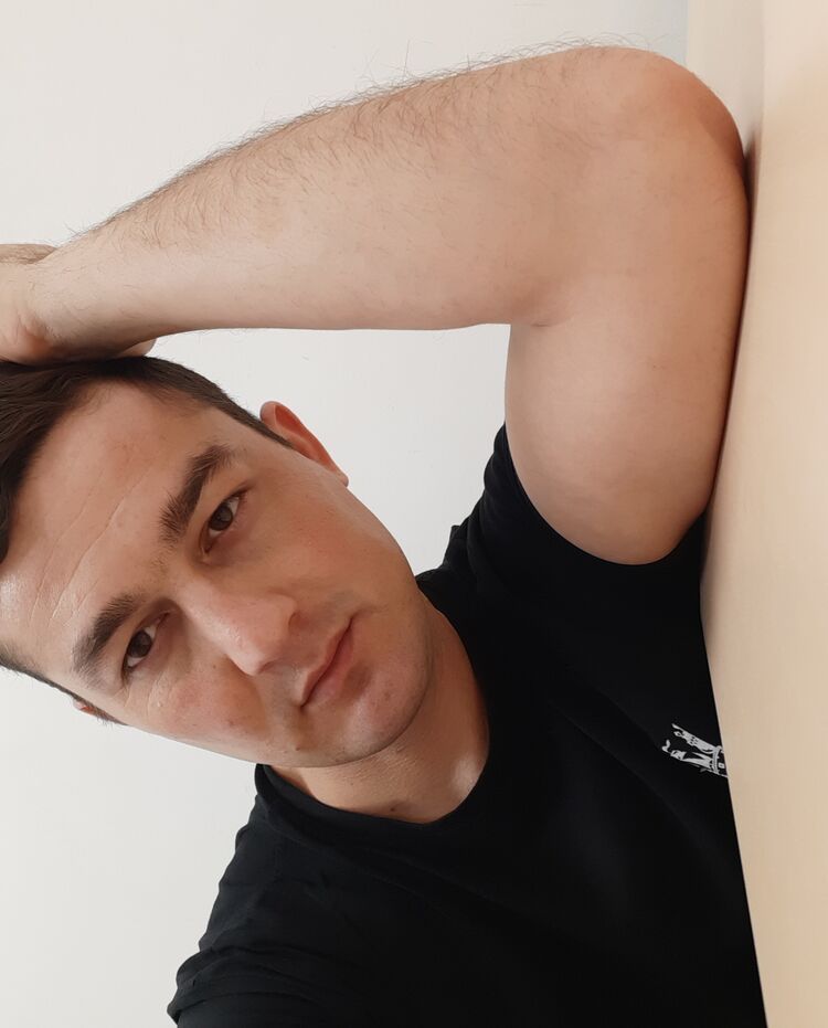  53827642  , 32 ,    