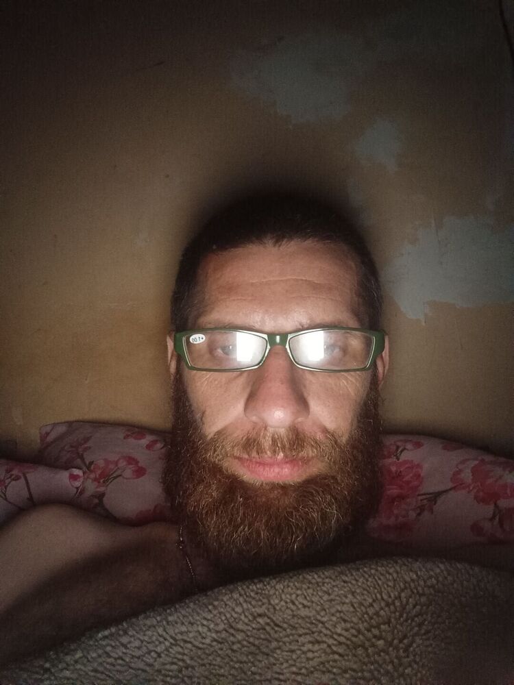  46233272  , 44 ,    