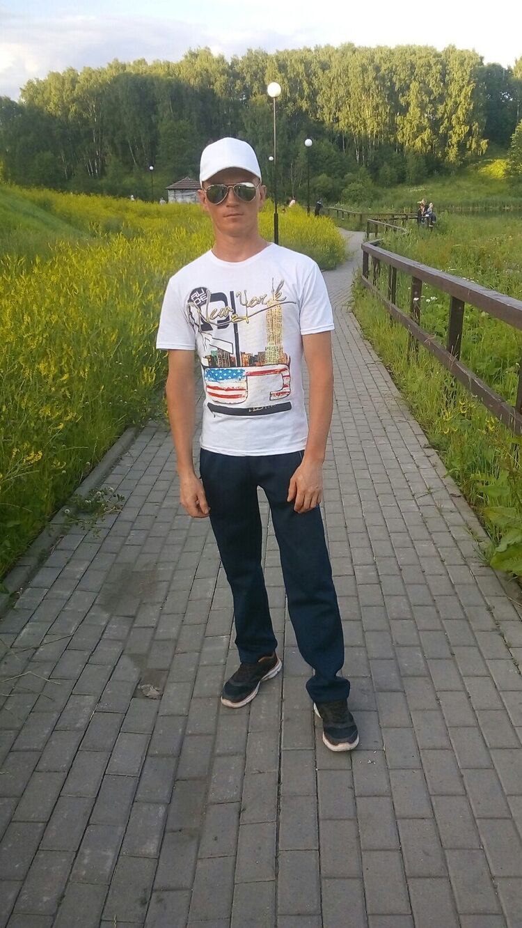  42409032  , 44 ,    