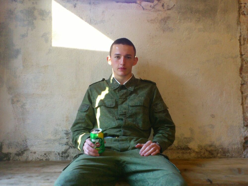  8953682  Vitaly, 31 ,    