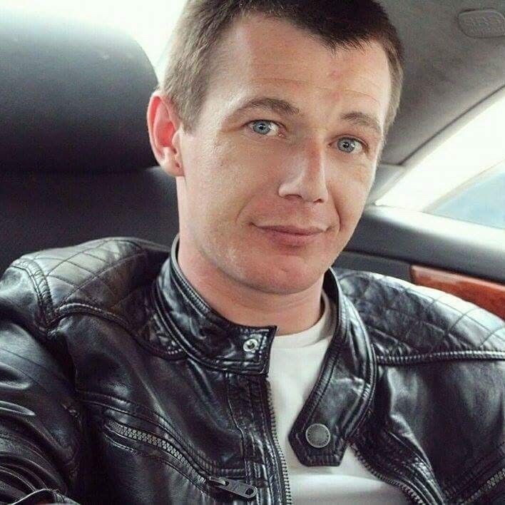  16107852  Aleksandr, 37 ,    