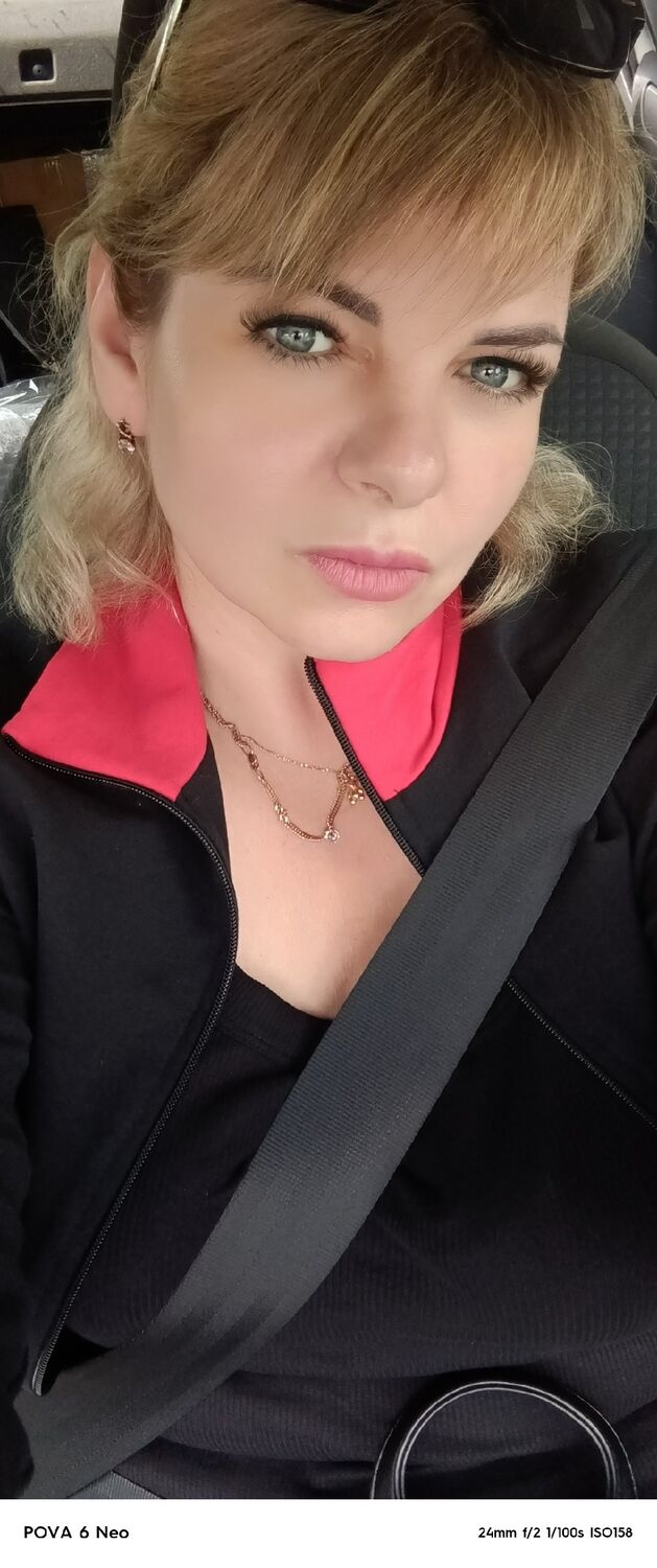  52790722  Viktoria, 48 ,    -