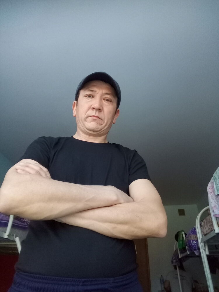 15703742  Amir, 50 ,    