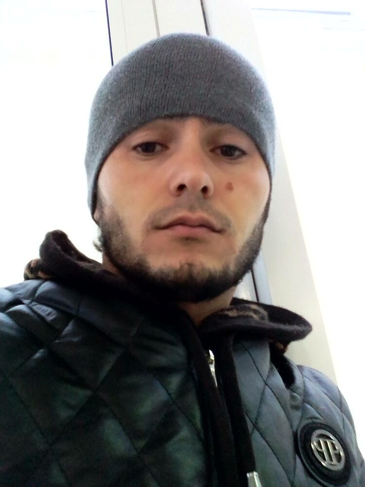  14748312  Husniddin, 32 ,    