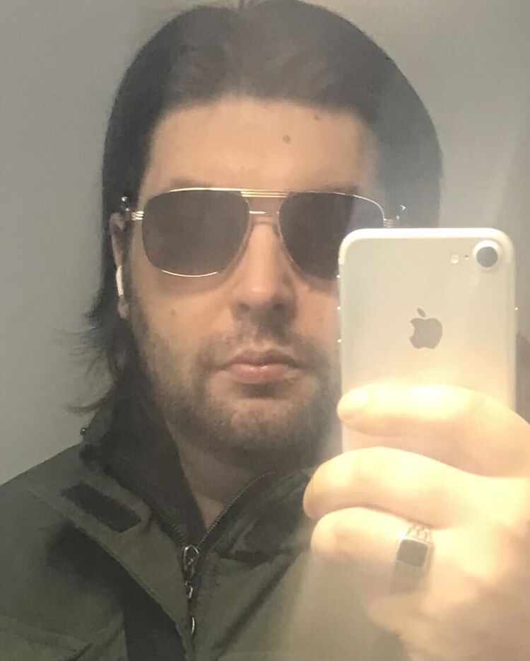  52994162  , 38 ,    