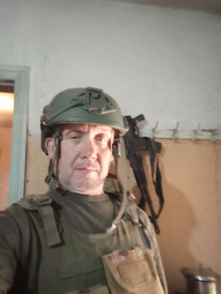  Goddard,   , 52 ,   ,   