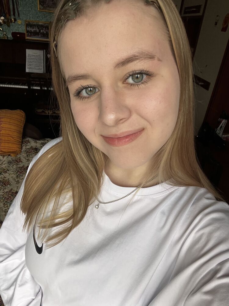  52210252  Nastya, 18 ,    