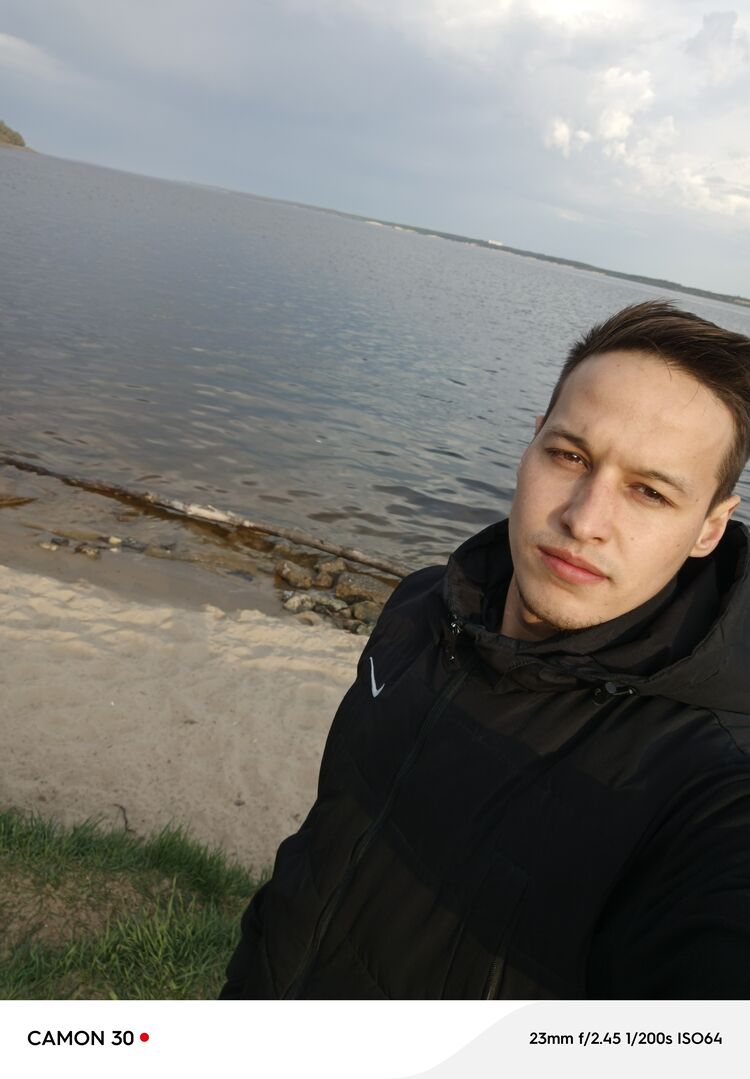  ,   Maxim, 24 ,   ,   