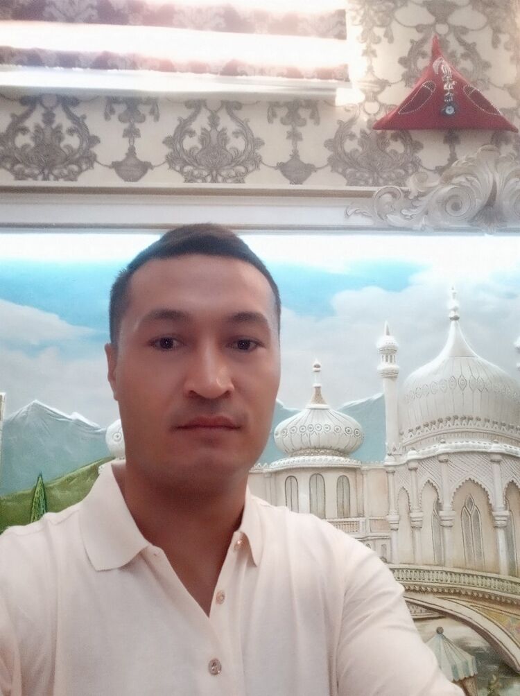 ���� 18899122 ������� Fcb, 37 ���, ���� ���������� � ��������