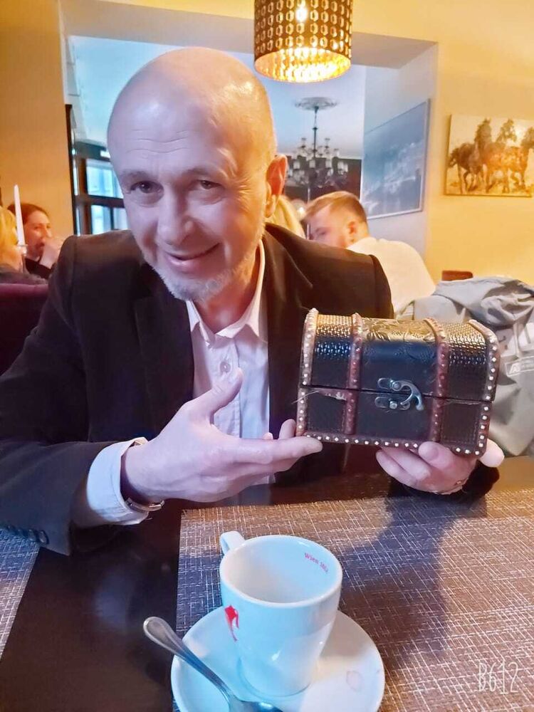  ,   , 61 ,   ,   