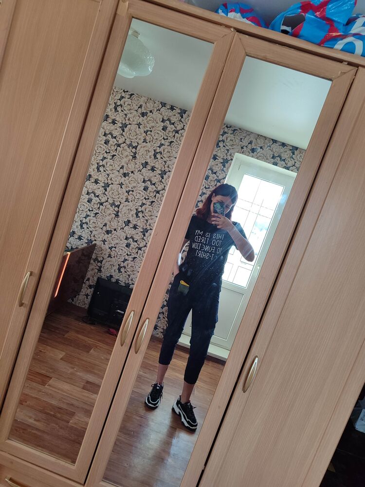  43857522  , 23 ,    