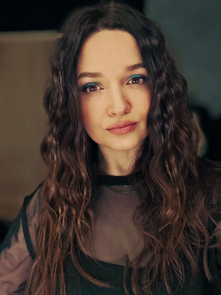  54206652  , 38 ,    -