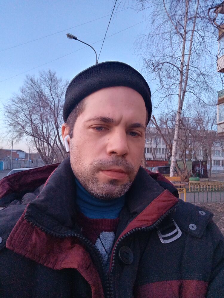  ,   Valery, 40 ,   ,   , c , 
