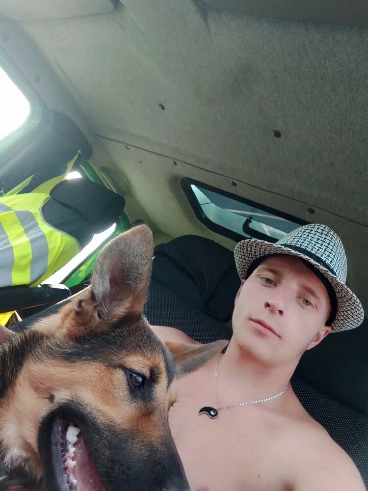  27550762  Kostya, 26 ,    