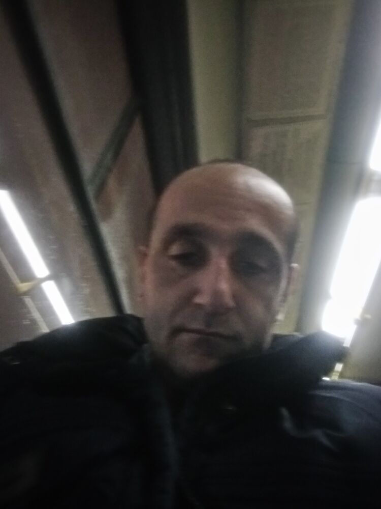 40015972  , 40 ,    
