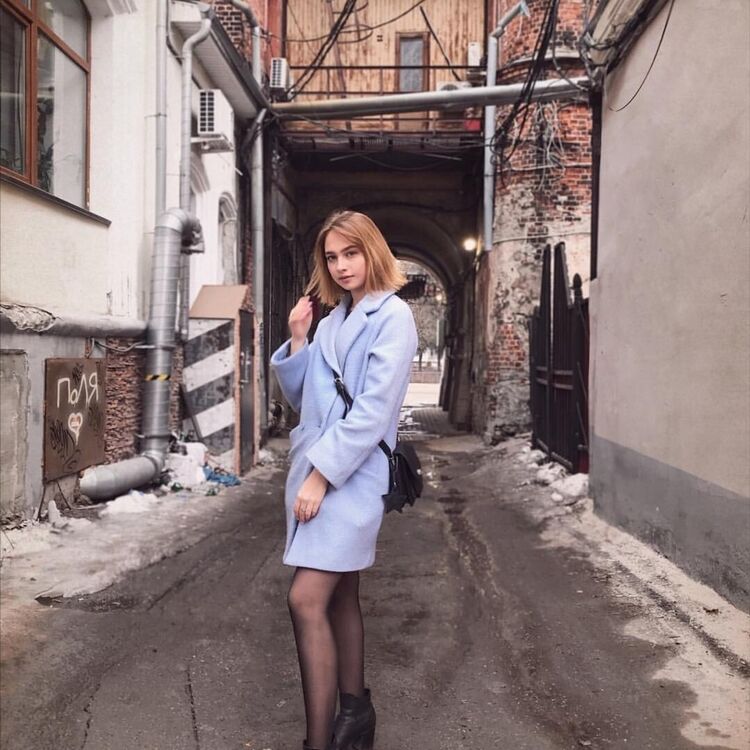  ,   Nelli, 27 ,   ,   , c , 