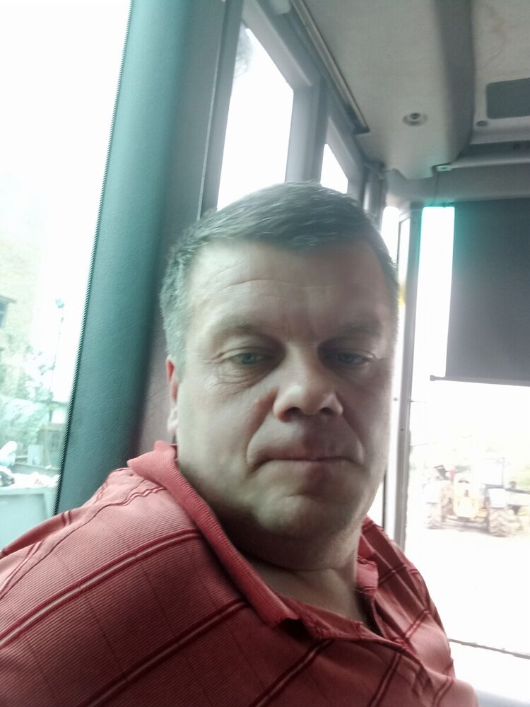  21042692  , 51 ,    