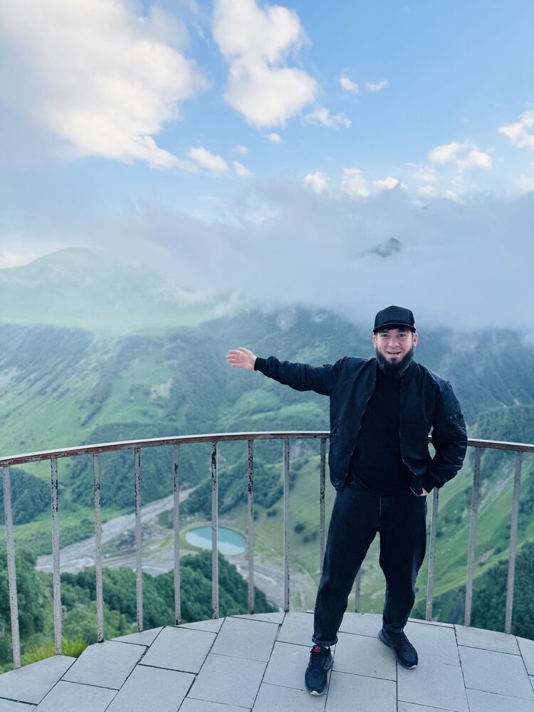  ,   Zaur, 39 ,   ,   , c , 