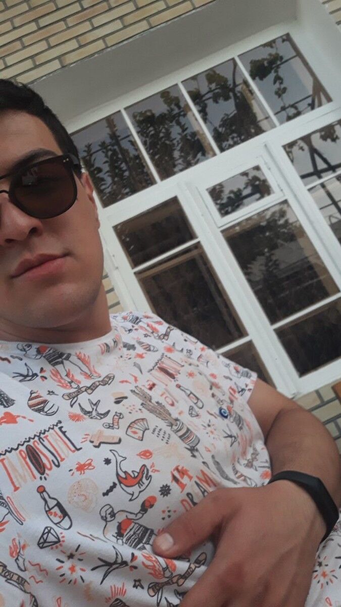  ,   Doniyor, 29 ,   ,   , c 