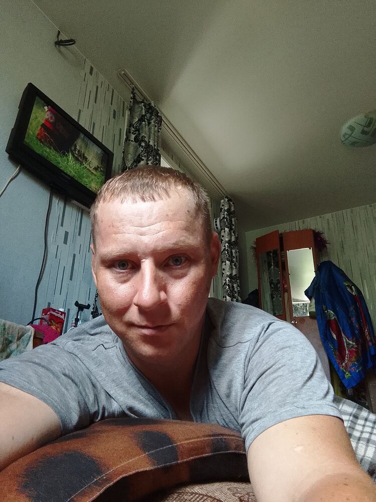  48729792  , 37 ,    