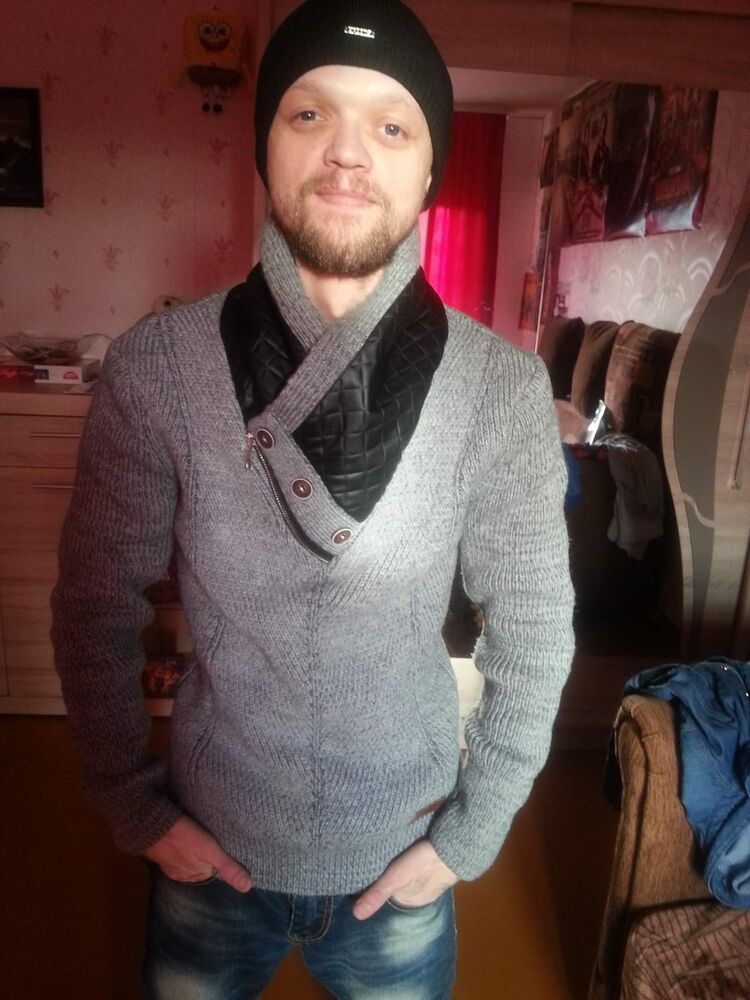  14456202  Eduard, 35 ,    