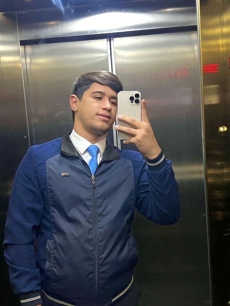  44671882  Safar, 22 ,    
