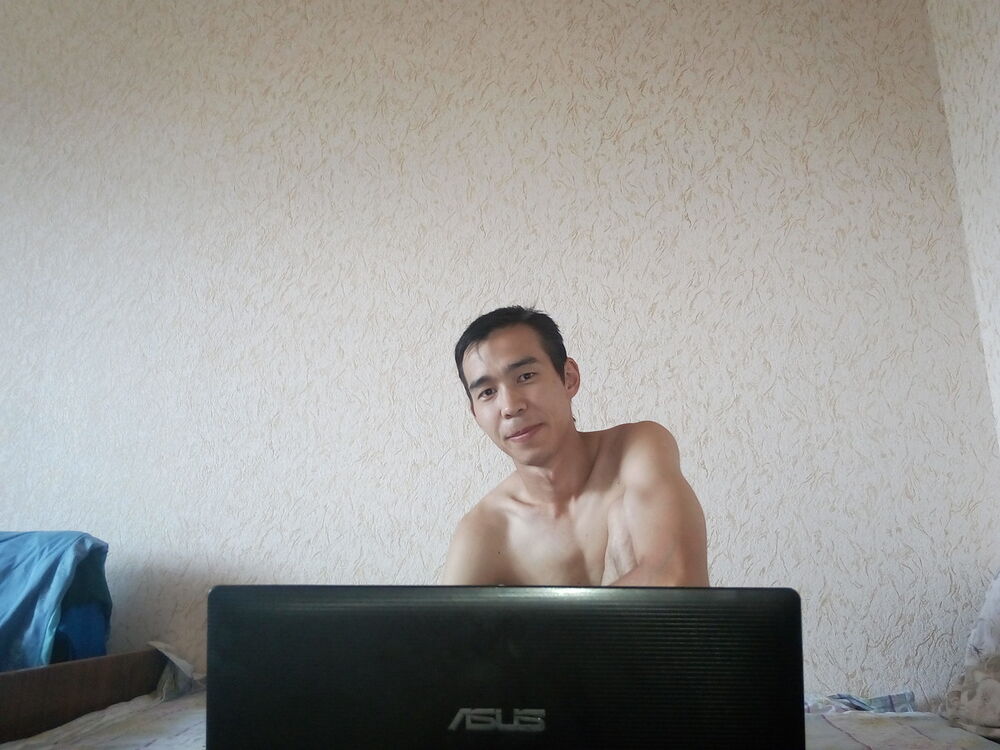  7684742  , 33 ,    
