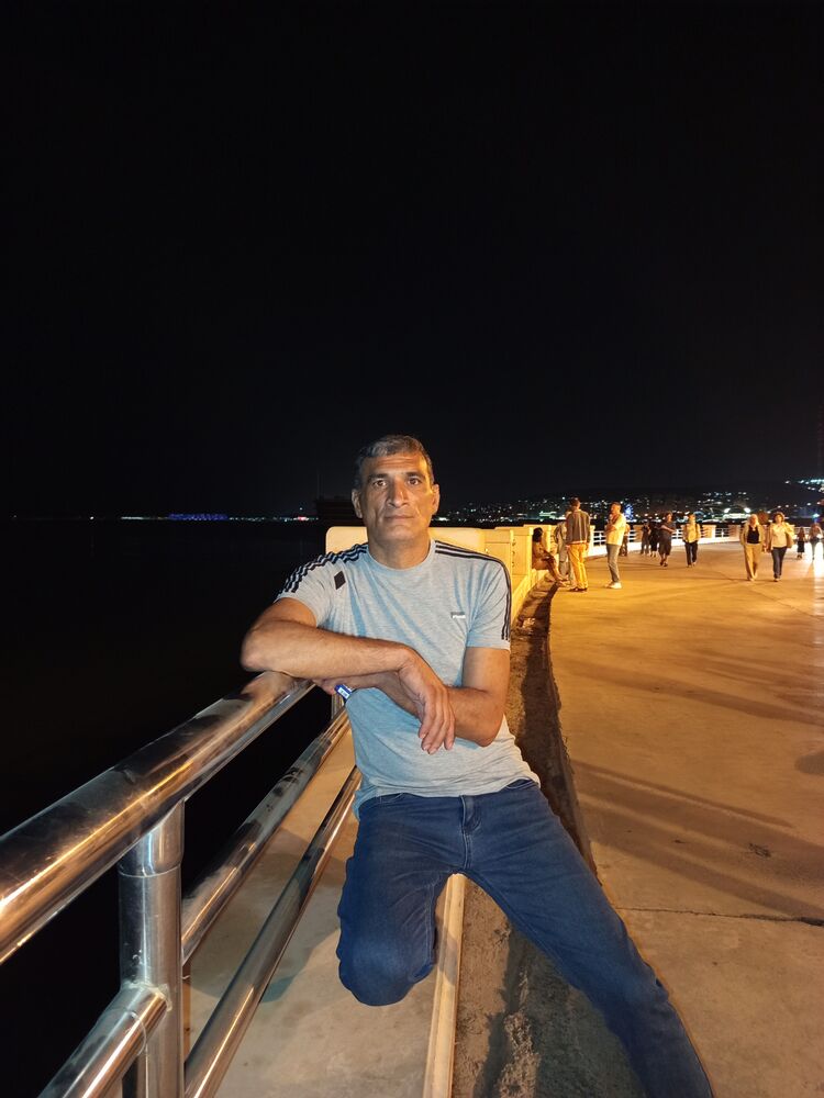  46957172  , 47 ,    