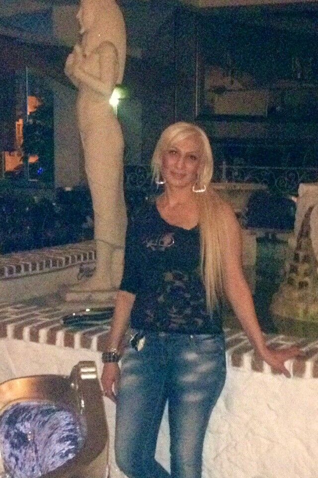  ,   Tina, 40 ,   ,   , c 